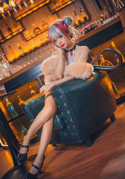 金梅瓶2