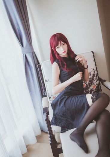 女大学生的沙龙室在线观看