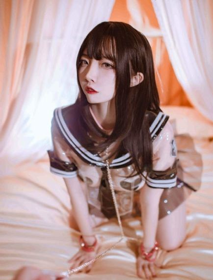 赤裸狂奔